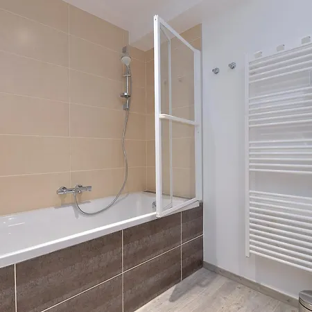 Apartment Les Du Cygne *